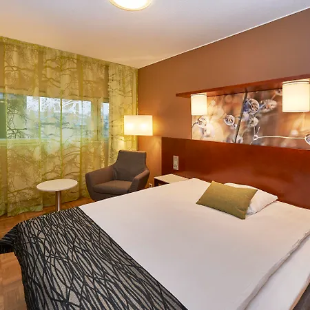 ホテル スカンディック ユヴァスキュラ シティ 4*